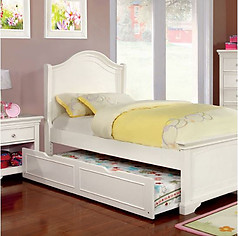 Furniture of America Mullan Low Footboard Bed